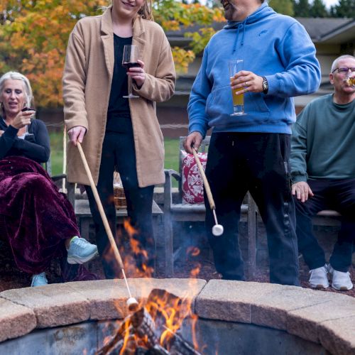 Wingspread Retreat Firepit Smores